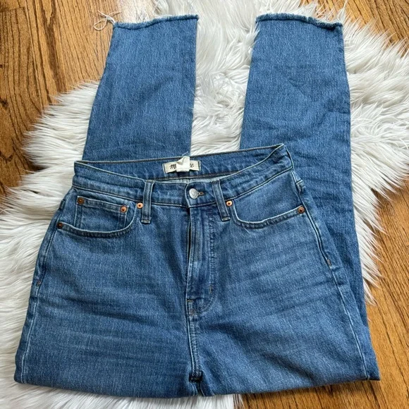 Madewell The Perfect Vintage Jean in Earlside Wash: Raw-Hem Edition - Picture 5 of 14